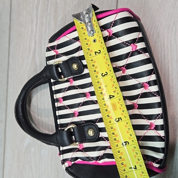 Vintage Betsey by Betsey Johnson Women Small Bag Purse Tote - Picture 8 of 13
